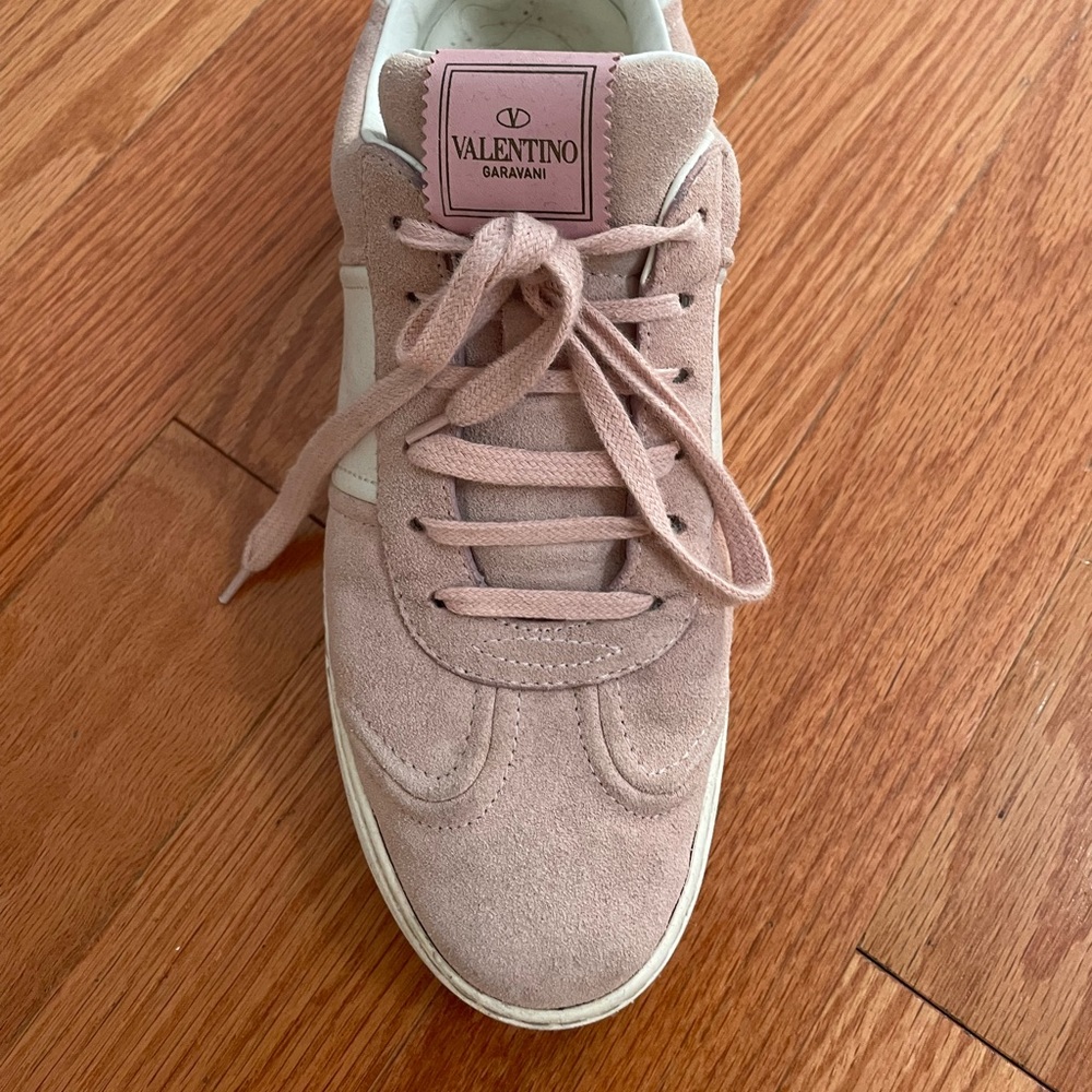 Valentino sneakers size 41. Comes with dust bag, box, and receipt.